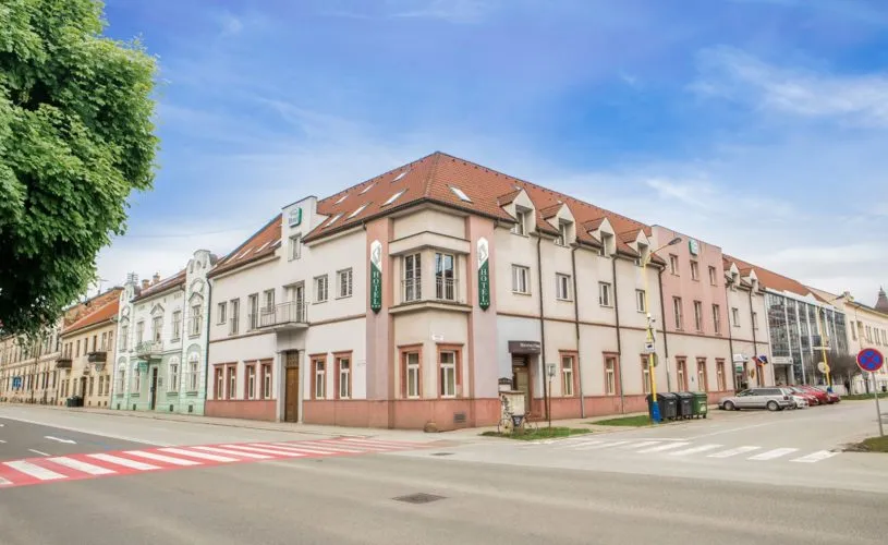 Exteriér budovy Hotela TeleDom v centre Košíc